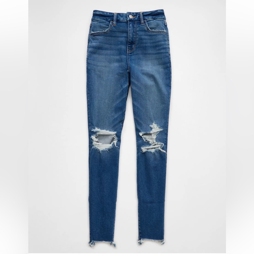 AE Next Level Curvy Ripped
High-Waisted Jegging